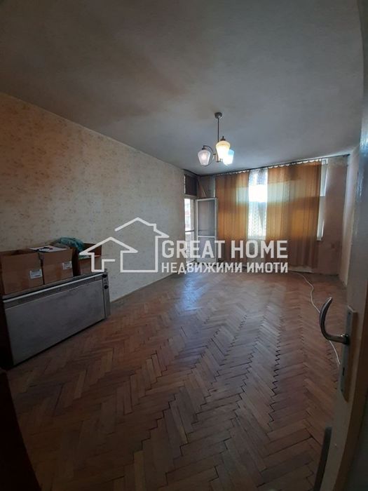 Продава се Четиристаен апартамент в Търговище, Вароша - 90 кв.м за 935 €/кв.м - Снимка #2
