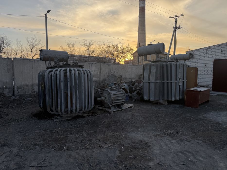 Продам тронсформатор и электро двигателя