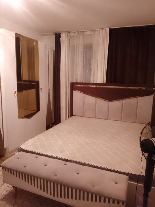 Срочно продам спальный гарнитур в хорошем состоянии