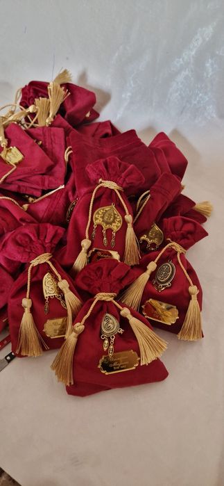 Бонбонерки тоибастар