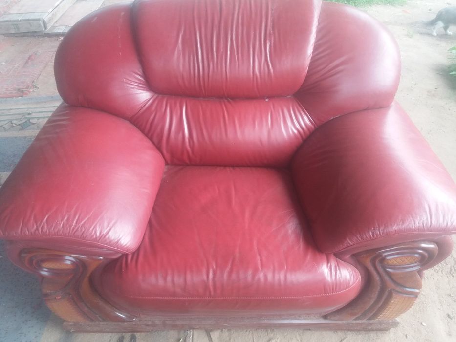 Кресло кожа продам