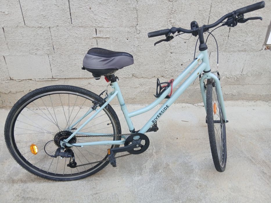 Bicicleta dama aproape noua !