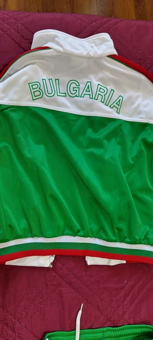 Детски спортен екип