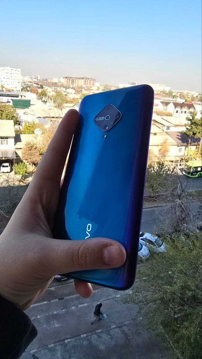 Смартфон vivo 1920