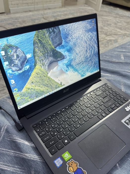 Ноутбук Acer aspire 3