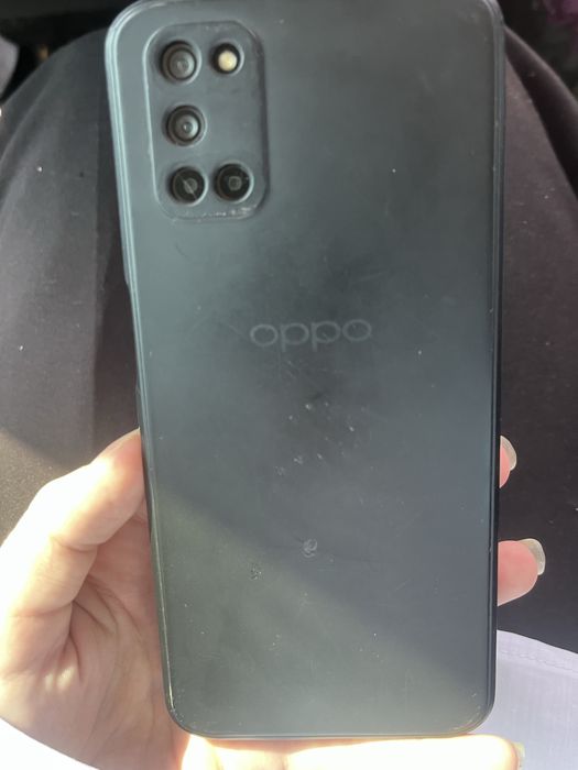 Oppo A52 в хорошем состоянии
