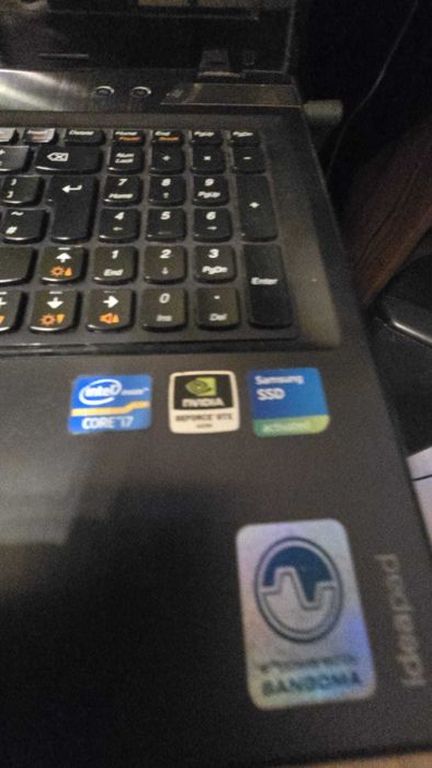 Laptop Lenovo Y580 taste luminoase I7 procesor toc si incarcator