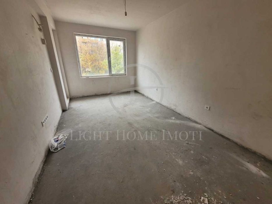 Реф. 3172 Двустаен Апартамент с АКТ 14 / Южен