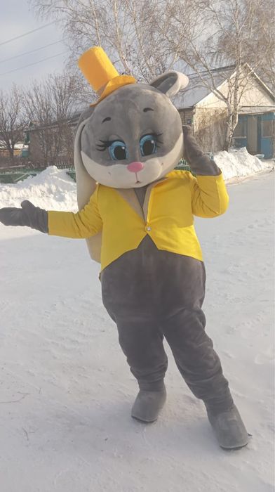 Продам костюм зайца