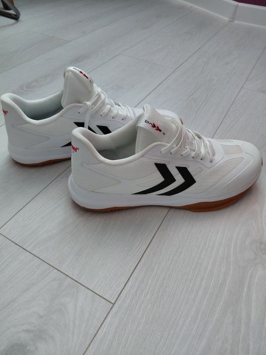 Кроссовки hummel dagaz3