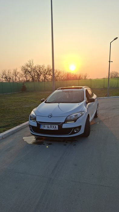 Vând renault megane 3
