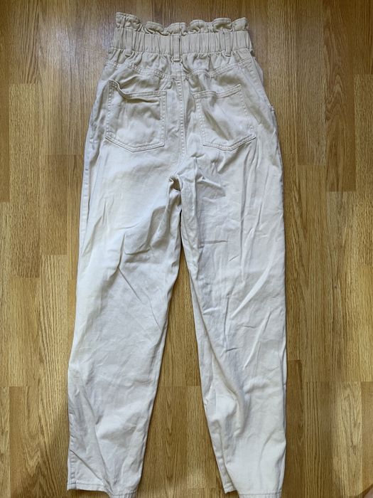 Blugi crem, talie înaltă, H&M