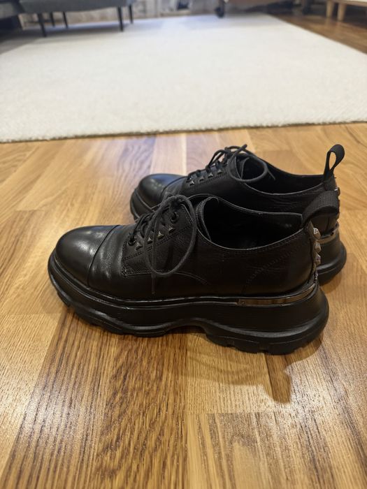 Лоферы кожаные женские