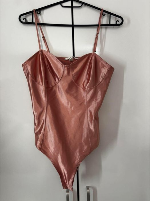 Розово сатенено боди