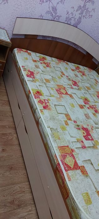 Продам кровать 180х200