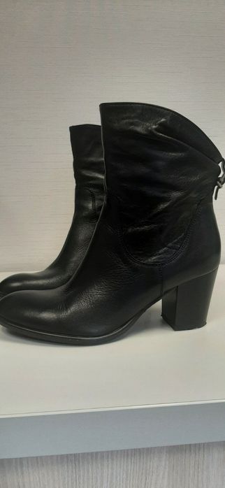 Дамски боти Lasocki