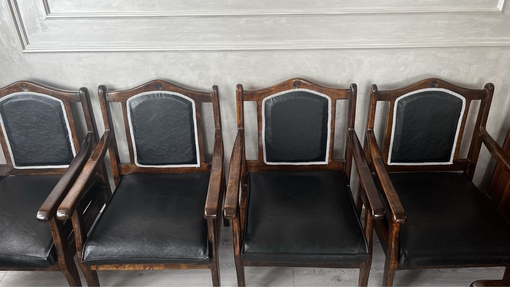 Срочно продается набор кресел