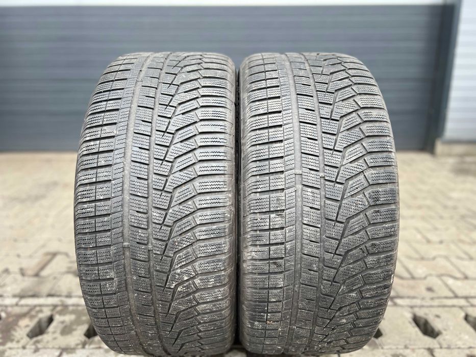2x 285 45 21 Hankook WInter icept