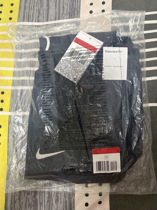 Pantaloni Nike noi,pentru baieti