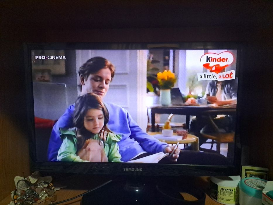 Vand TV diagonala 55 cm