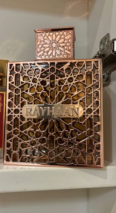 Парфюм Divine by Rayhaan