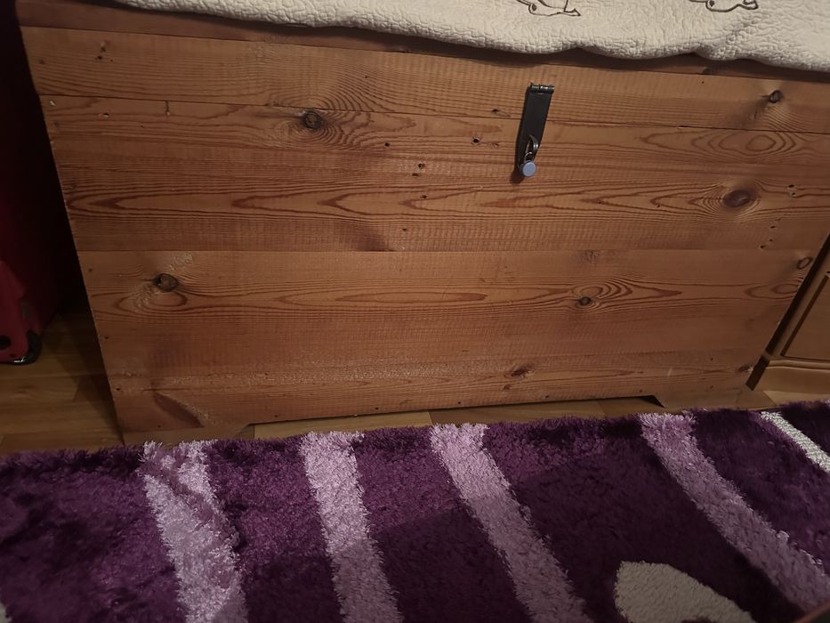 Продвм деревянный большой сундук