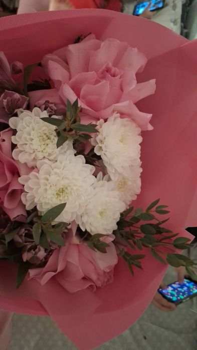 Цветы бу бугин алынган