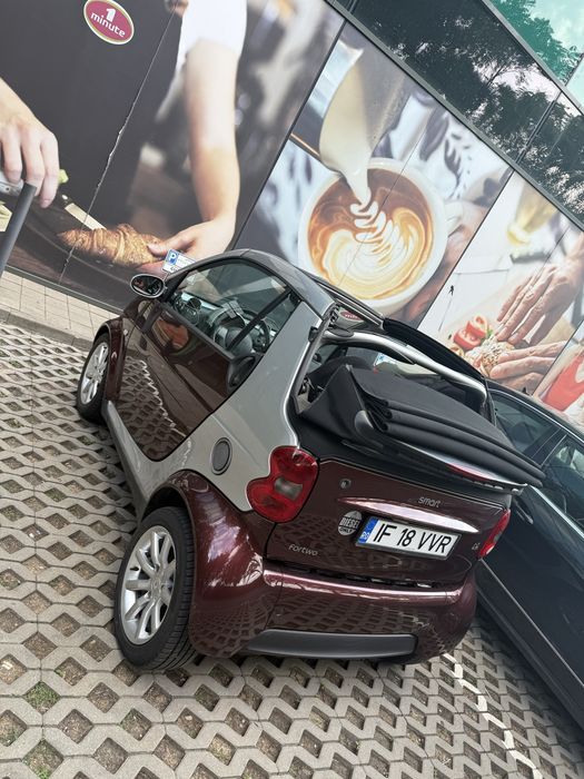 Vand smart fotwo 0,8 Diesel , masina merge impecabil