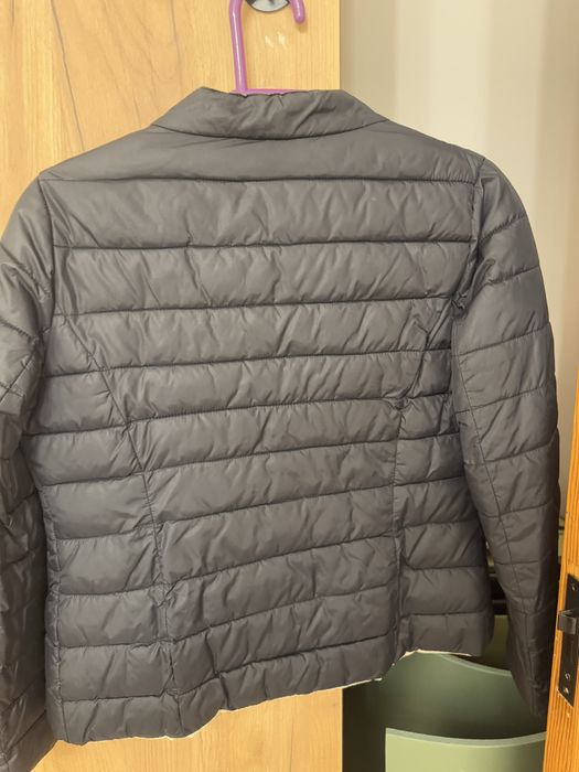 Куртка черная, Корея