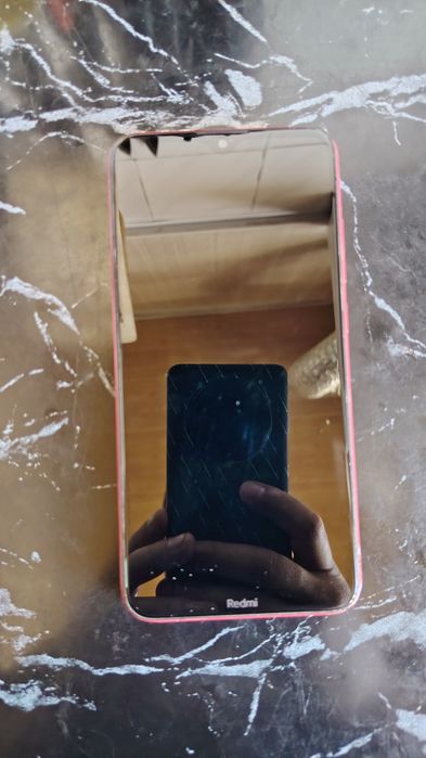 Телефон Redmi 8 4/64