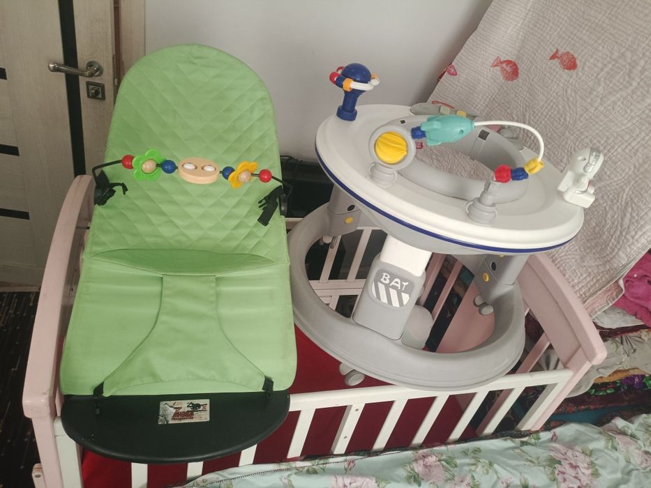 Манеж,  ходунок,  шезлонг