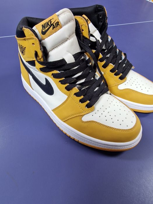 Nike Air Jordan 1 Mid Bej