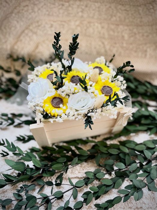 Букети за всеки повод - в кашпа или хартия( лале, роза, слънчоглед