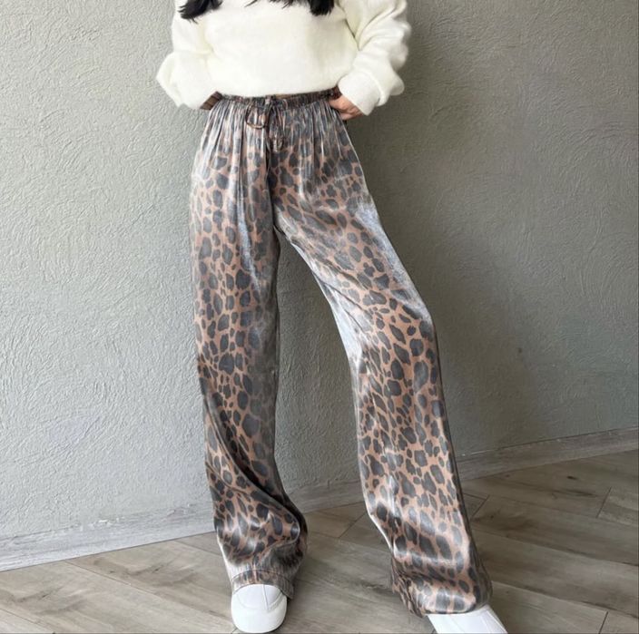 Панталон с леопардов принт