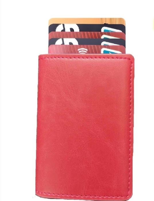 Кожен картодържател с Rfid защита