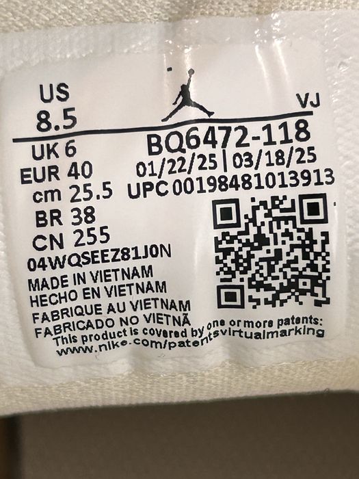 Nike Air Jordan 1 Mid marimea 40
