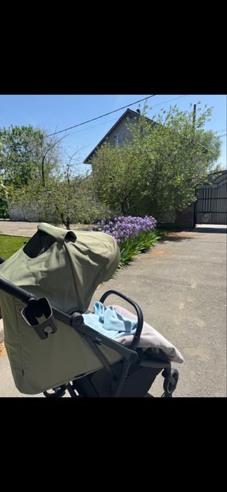 Коляска Ilovi airy green