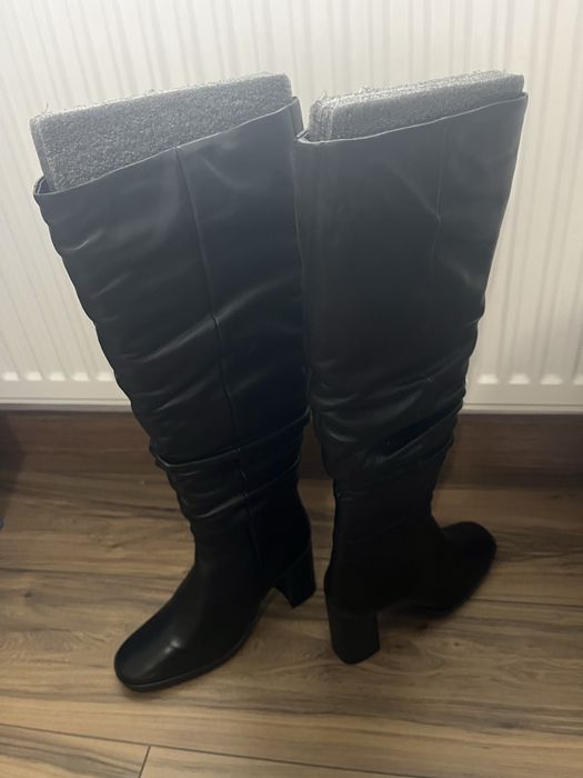 Cizme lungi cu toc patrat din piele naturala