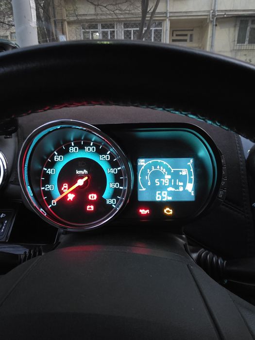 Продам Spark Автомат 1л 2010г выпуска. В хорошем состоянии.