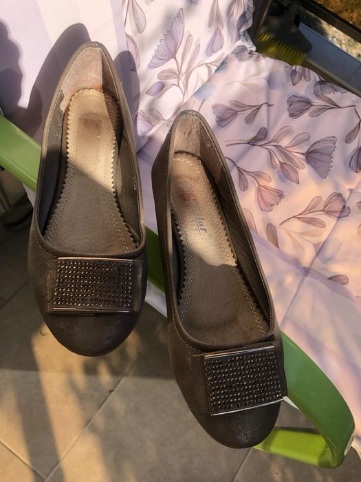 Дамски балерини