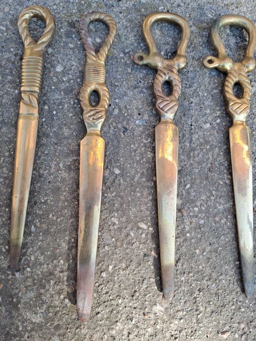 cutit scrisori bronz 22 cm