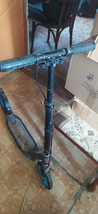 Продам Самокат обычный