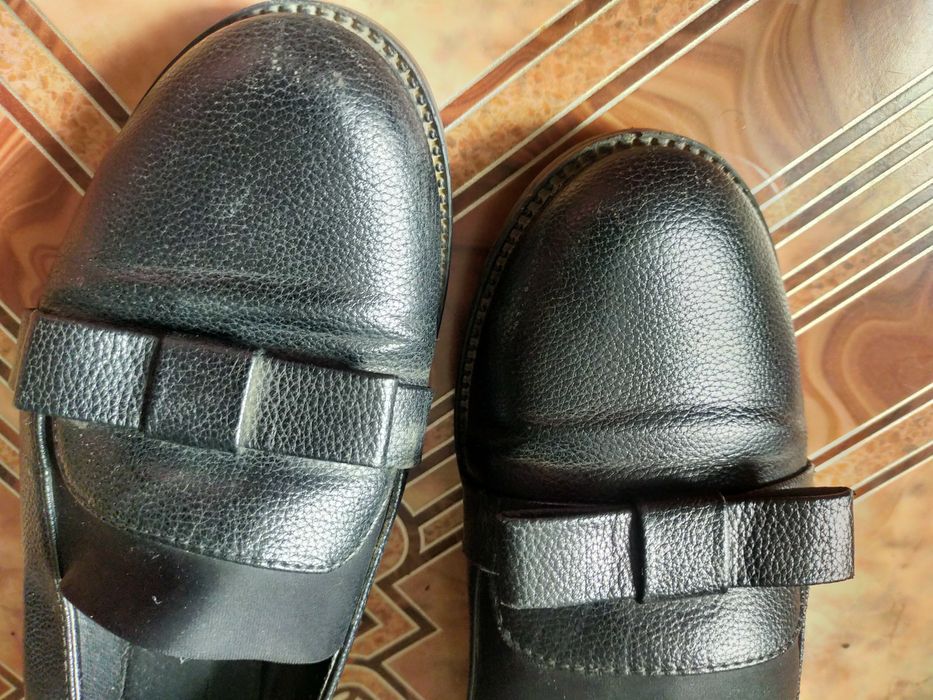 Чёрные туфли 38размер