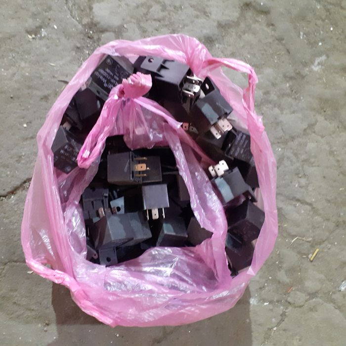 Продам четырёхконтактное реле