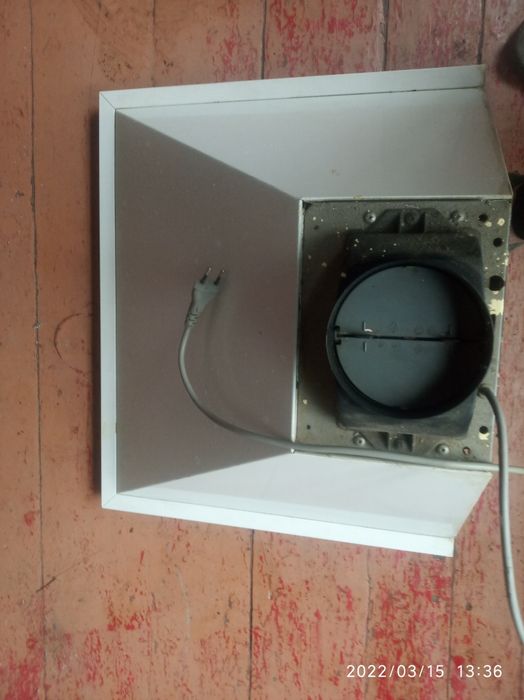 Вытяжка кухонная