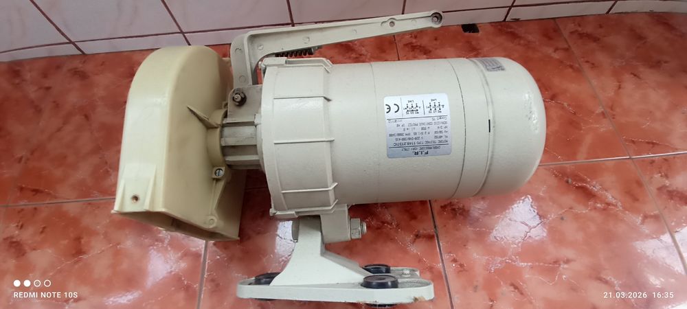 Motor electric cu ambreiaj, masini de cusut