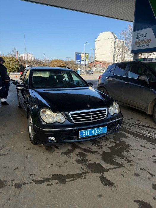 Мерцедес Mercedes Benz C320 C- Class