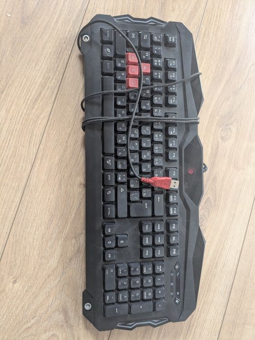 Клавиатуры игровые Bloody