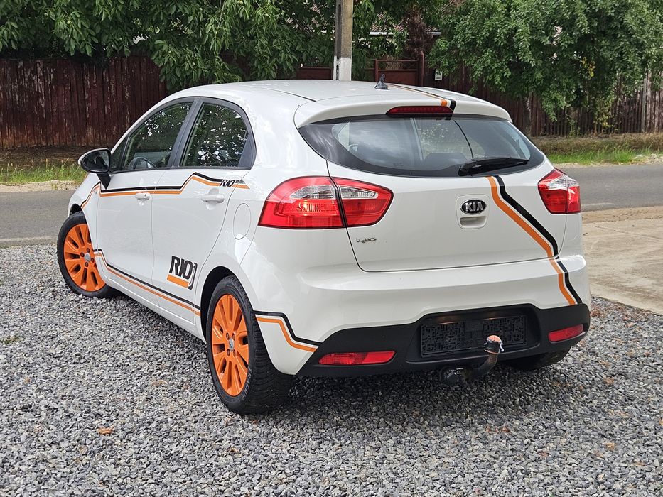 KIA Rio 2013 — imagine 4