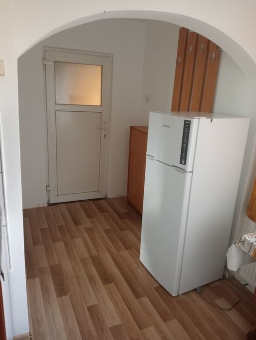 Închiriez apartament la casa 60 MP in cartierul Viile Sibiului